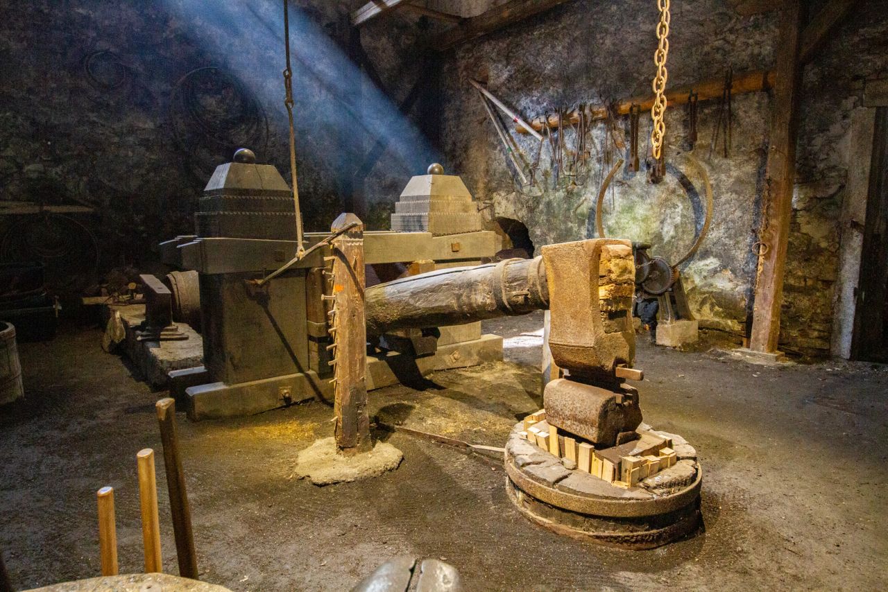 Hammerschmiede Pehn, Innenansicht (© Joe Dübell)